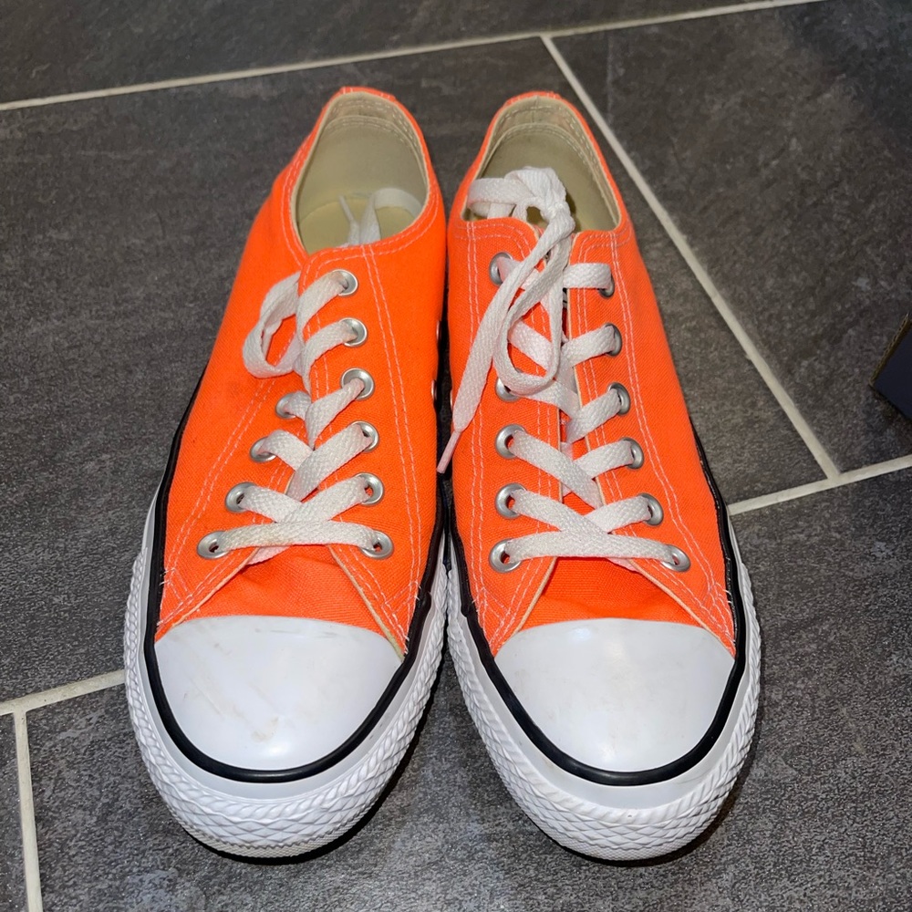 Orange converse